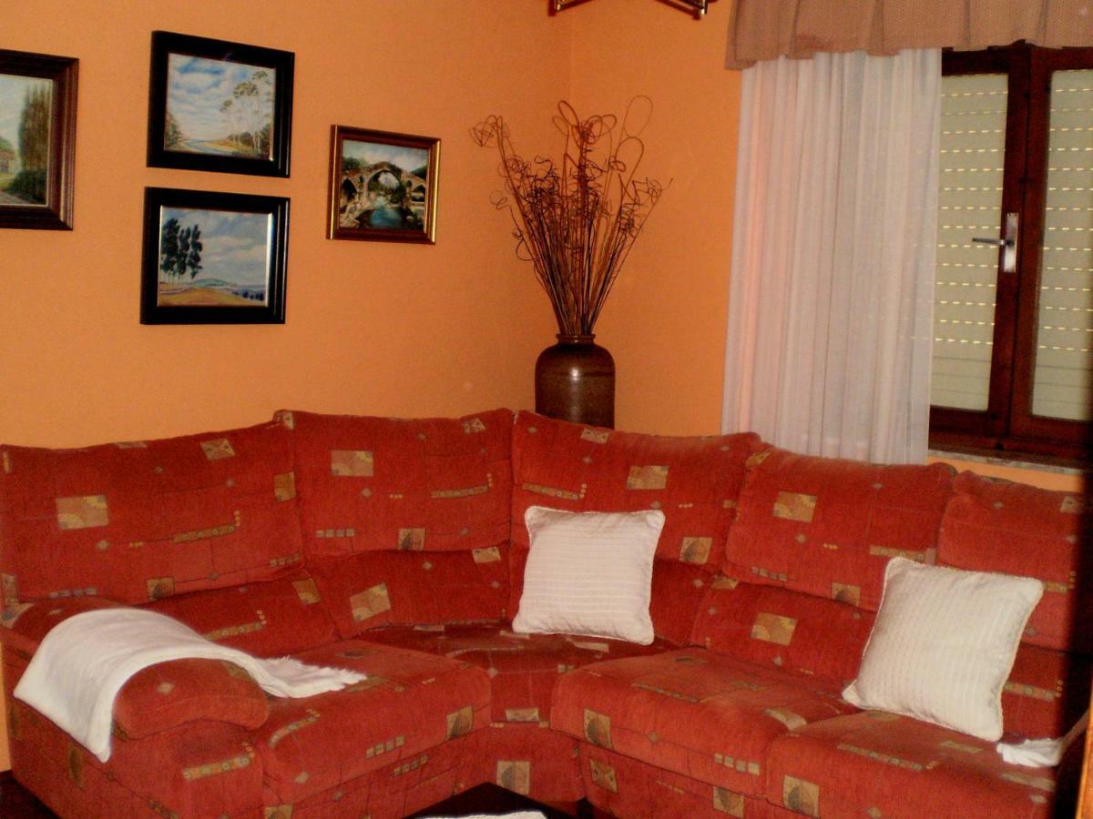 Apartamentos Huerta Carua I Y II Piloña المظهر الخارجي الصورة